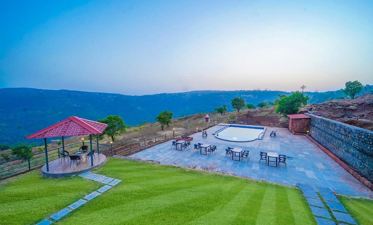 Trattino Resorts Panchgani Bagian luar foto