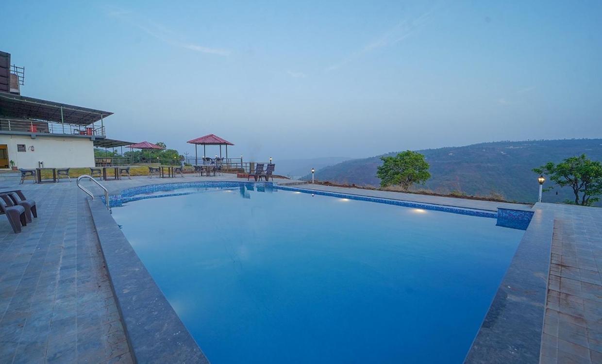 Trattino Resorts Panchgani Bagian luar foto