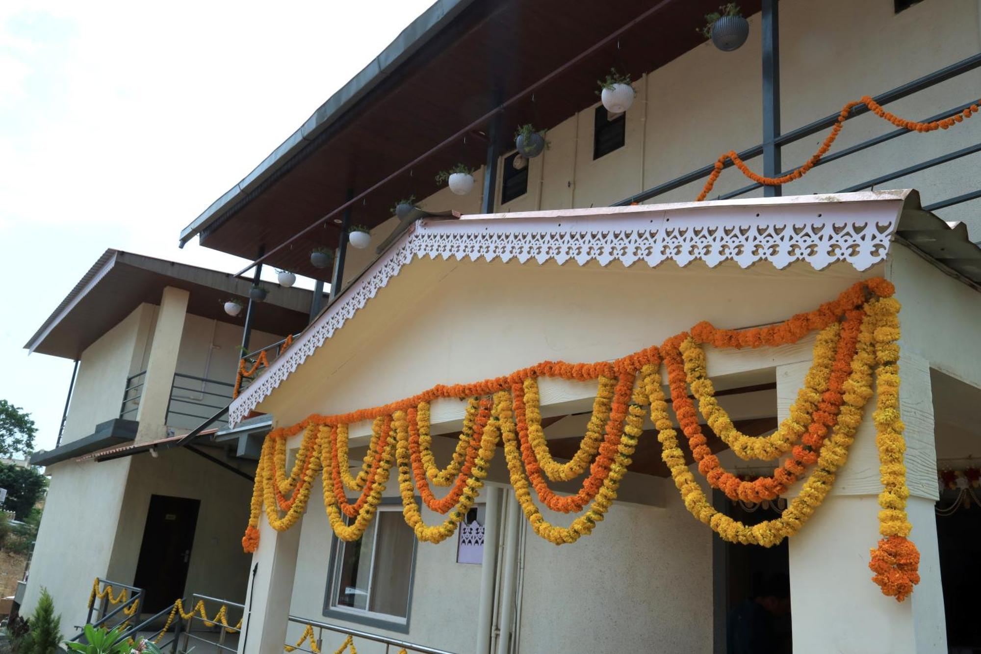 Trattino Resorts Panchgani Bagian luar foto