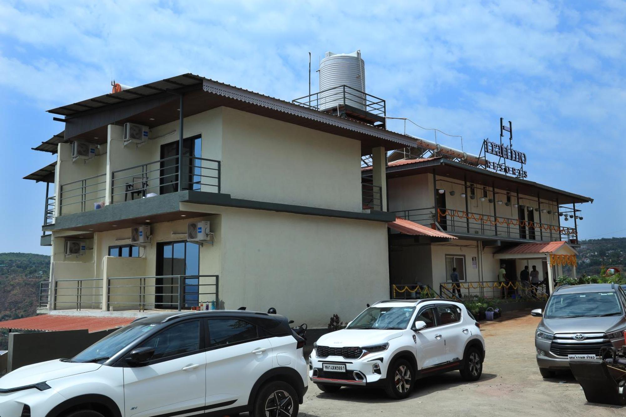 Trattino Resorts Panchgani Bagian luar foto